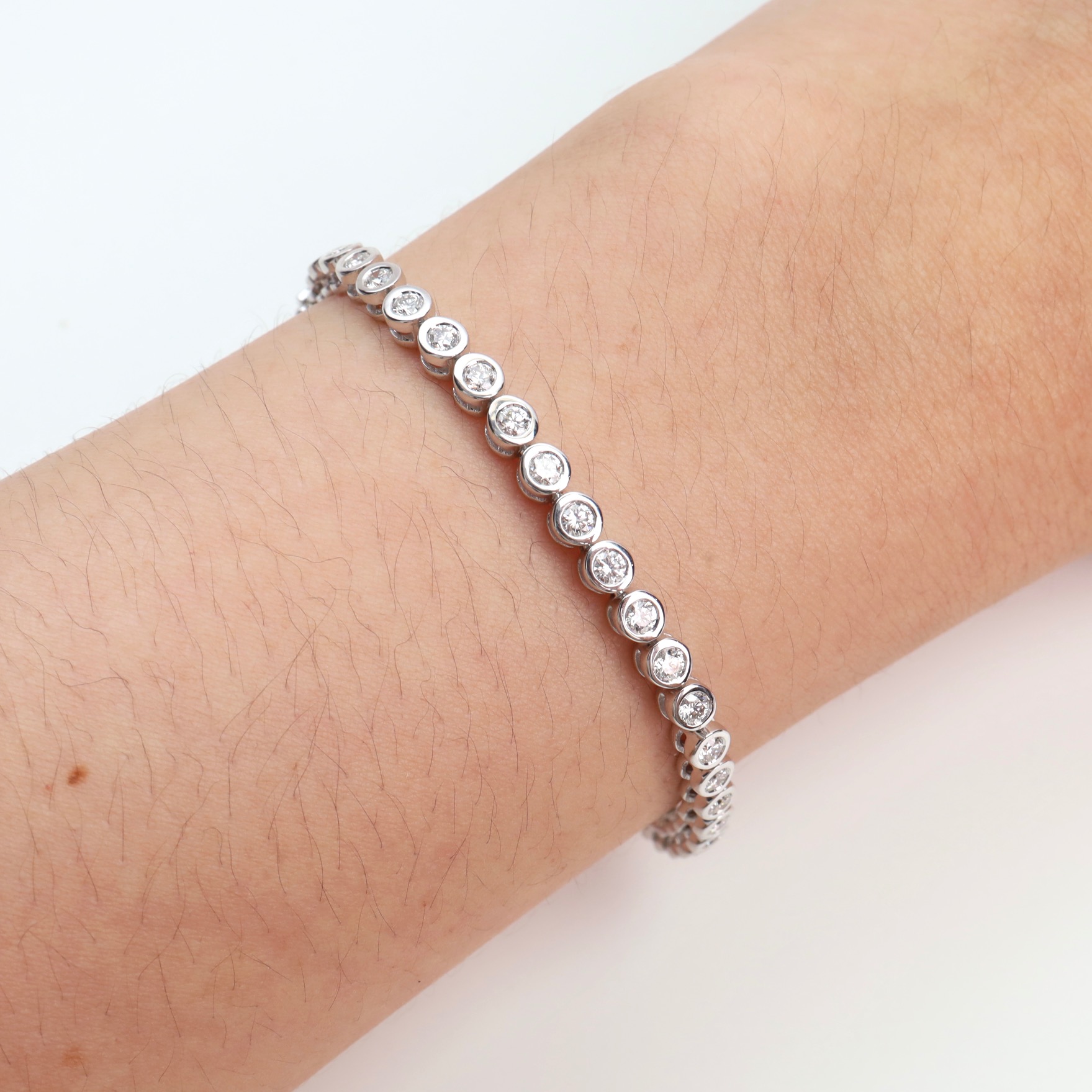 2.52 Carat Bezel-Set Diamond Tennis Bracelet in 18K White Gold - Image 15