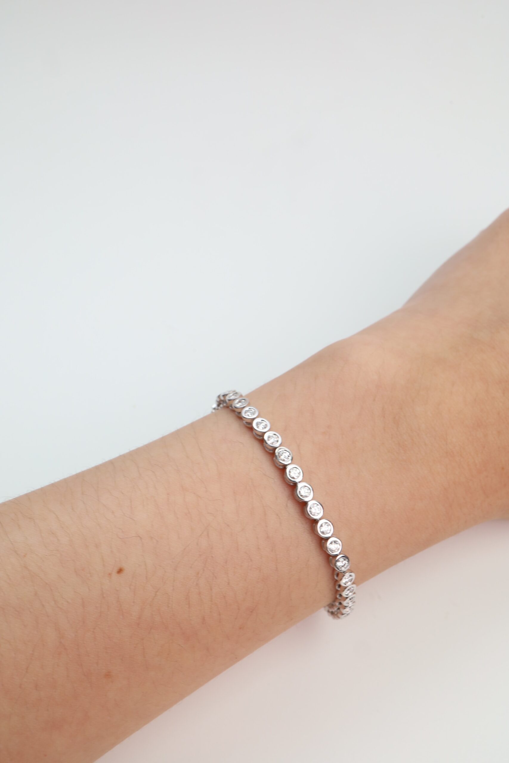 2.52 Carat Bezel-Set Diamond Tennis Bracelet in 18K White Gold - Image 16