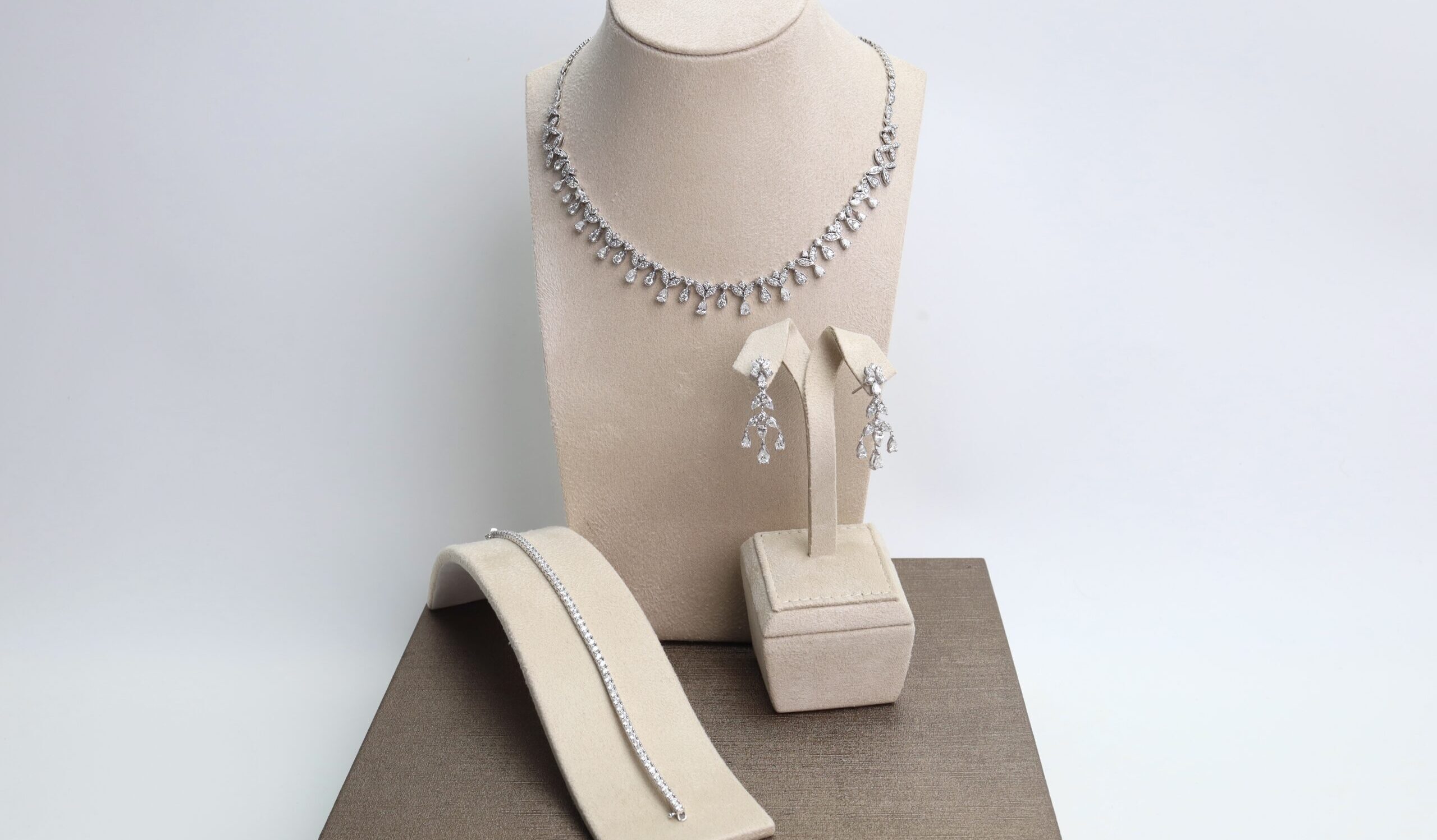 "Enchanted Bride" Natural Diamond Wedding Jewelry Set in 18K White Gold