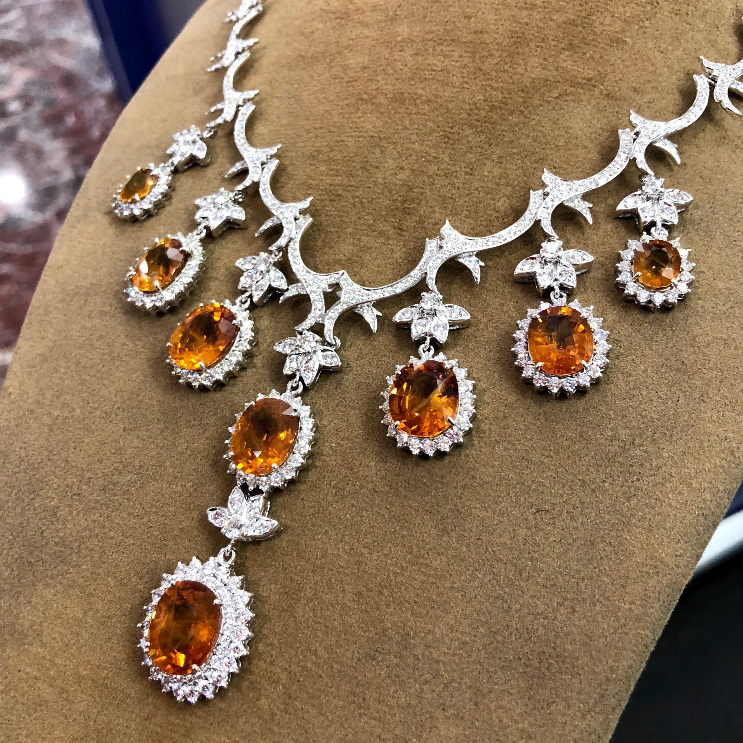 HUGE NECKLACE! 54.48TCW Yellow Sapphire & VS Diamonds in 18K White Gold - Image 7