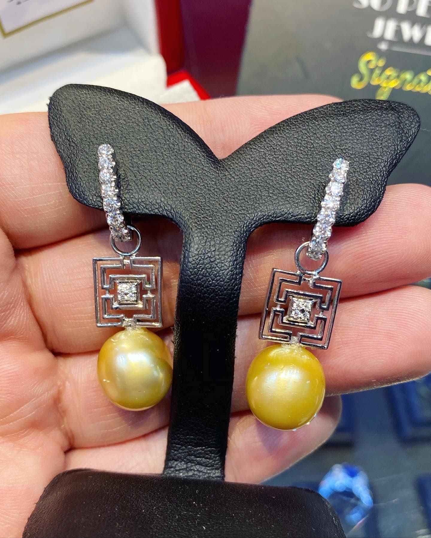 UNIQUE! 14mm Golden South Sea Pearl & Diamond 18K White Gold Detachable Earrings - Image 10