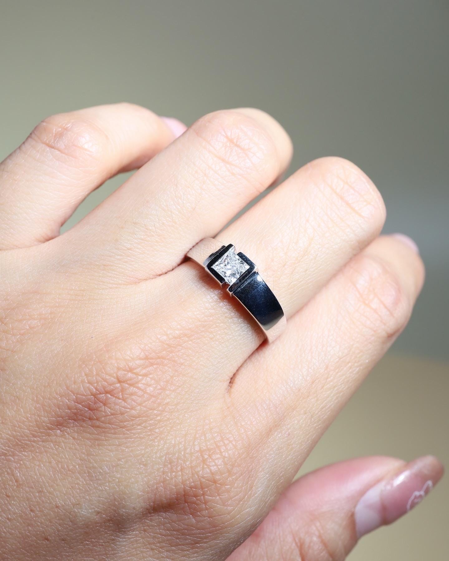 GIA! 0.40TCW Princess Cut D/VS2 Diamond in 18K Solid White Gold Ring Mens - Image 6