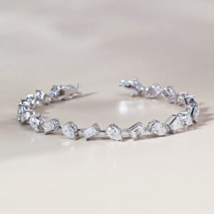 6.13 Carat Pear and Emerald-Cut Diamond Bracelet in 18K White Gold