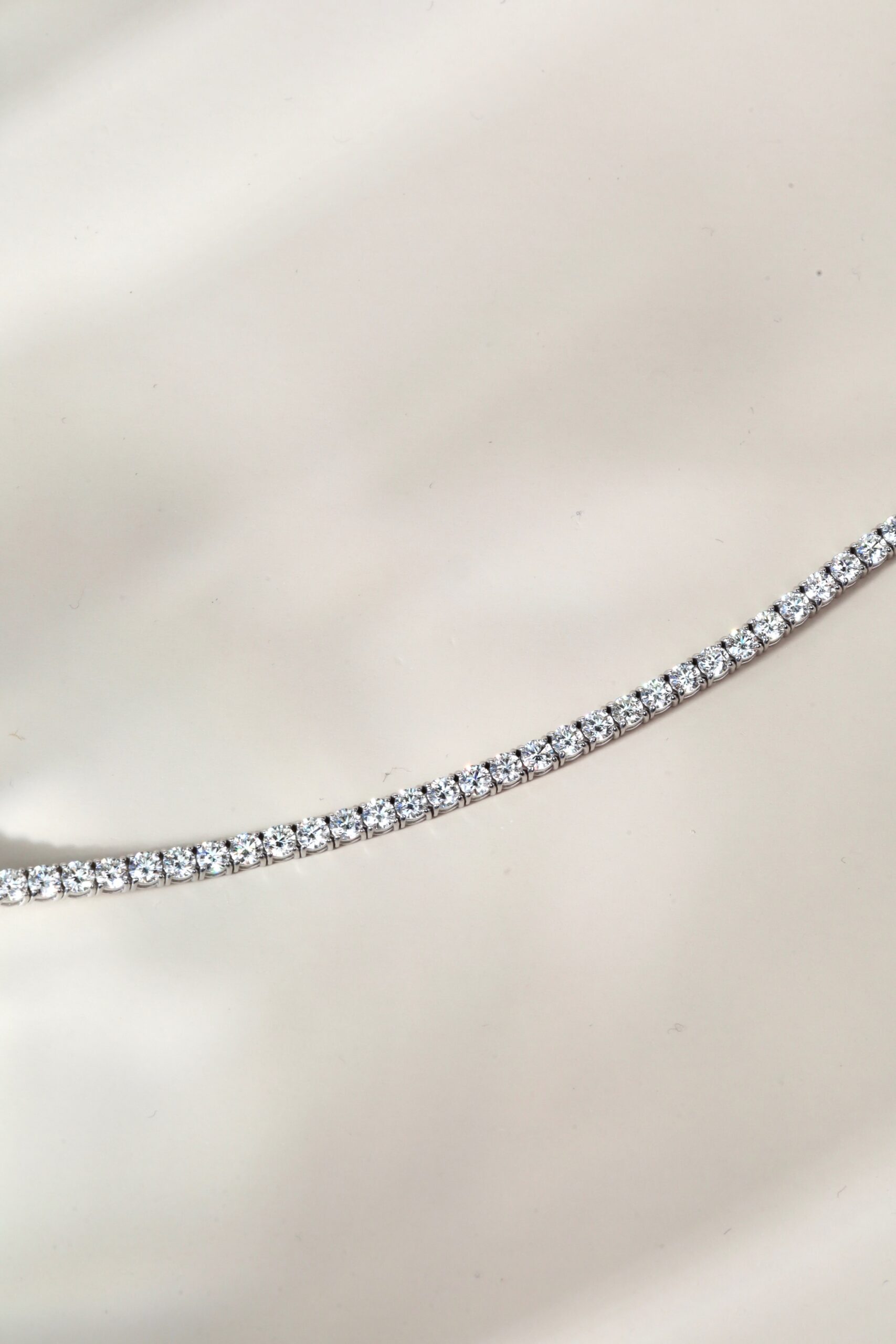 5.35 Carat Round Diamond Tennis Bracelet in 18K White Gold - Image 3