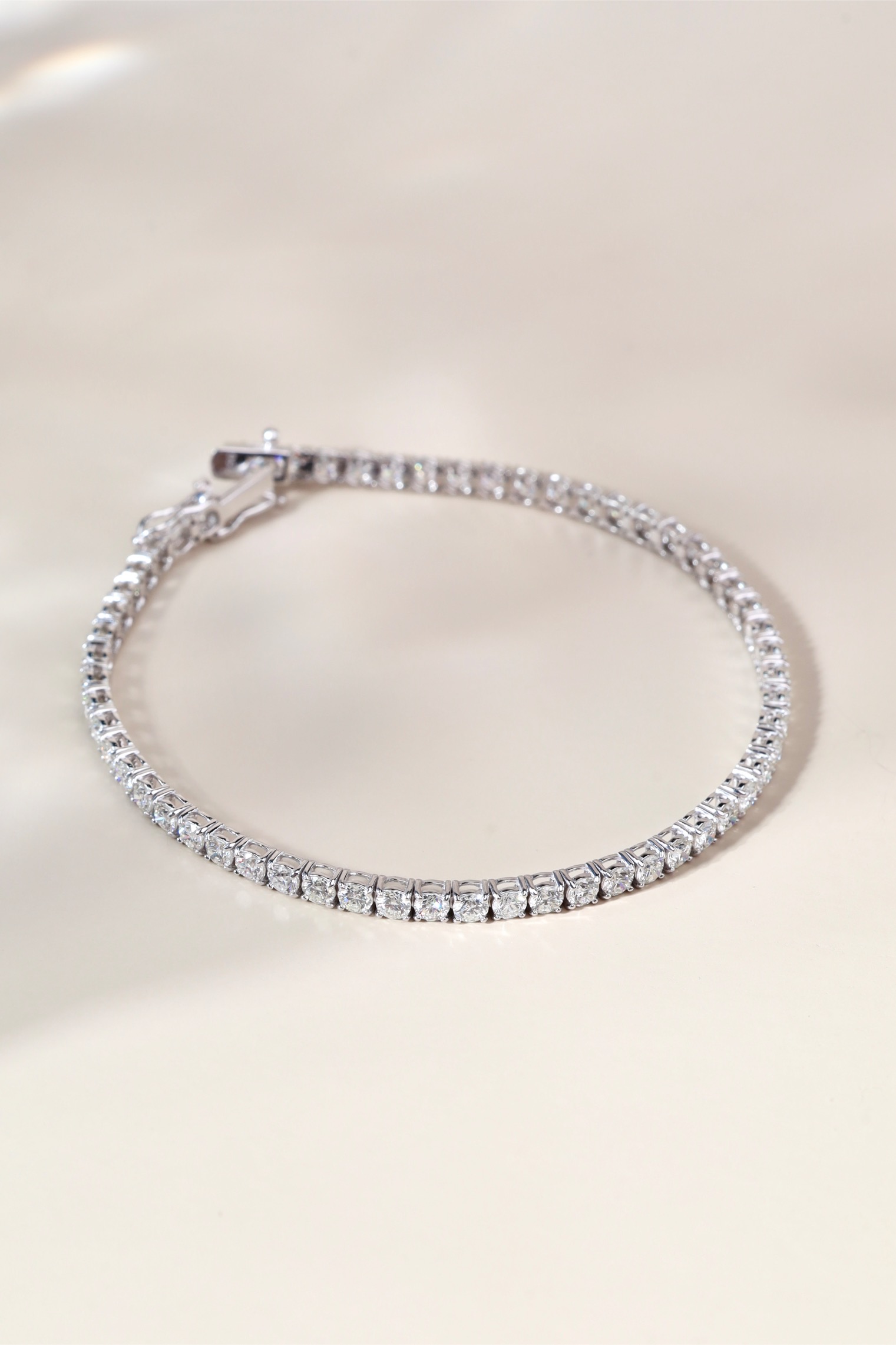 5.35 Carat Round Diamond Tennis Bracelet in 18K White Gold - Image 6