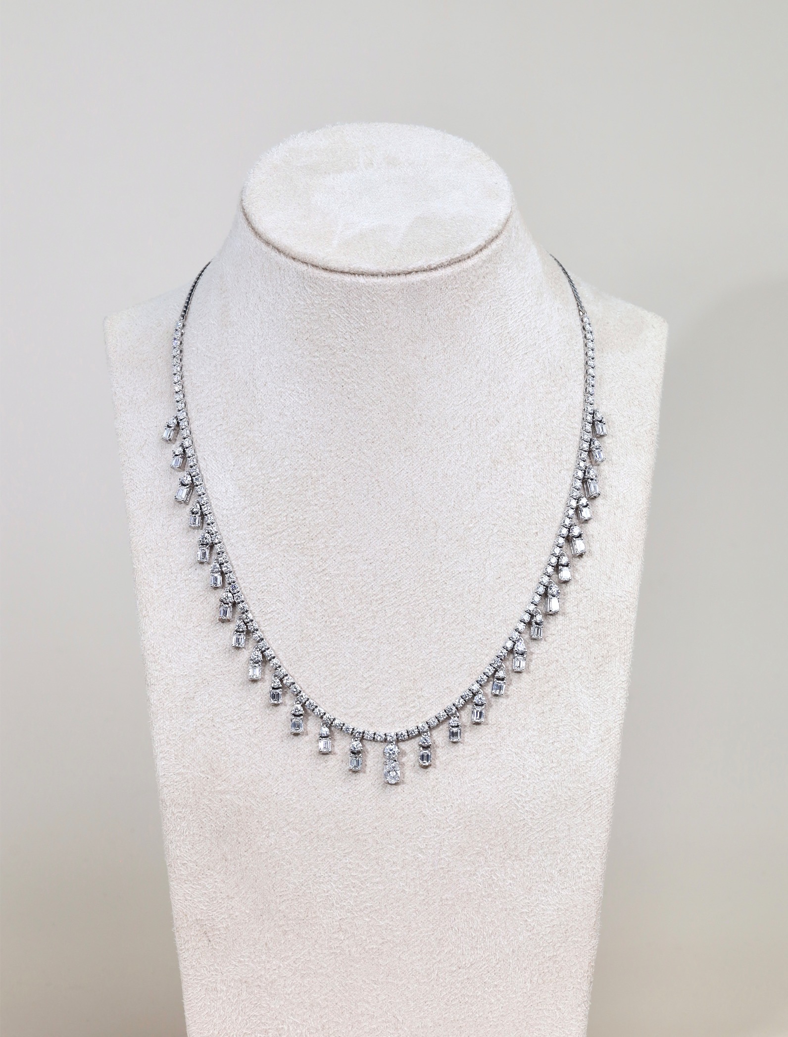 11.47 Carat Mixed-Shape Diamond Necklace in 18K White Gold - Image 2