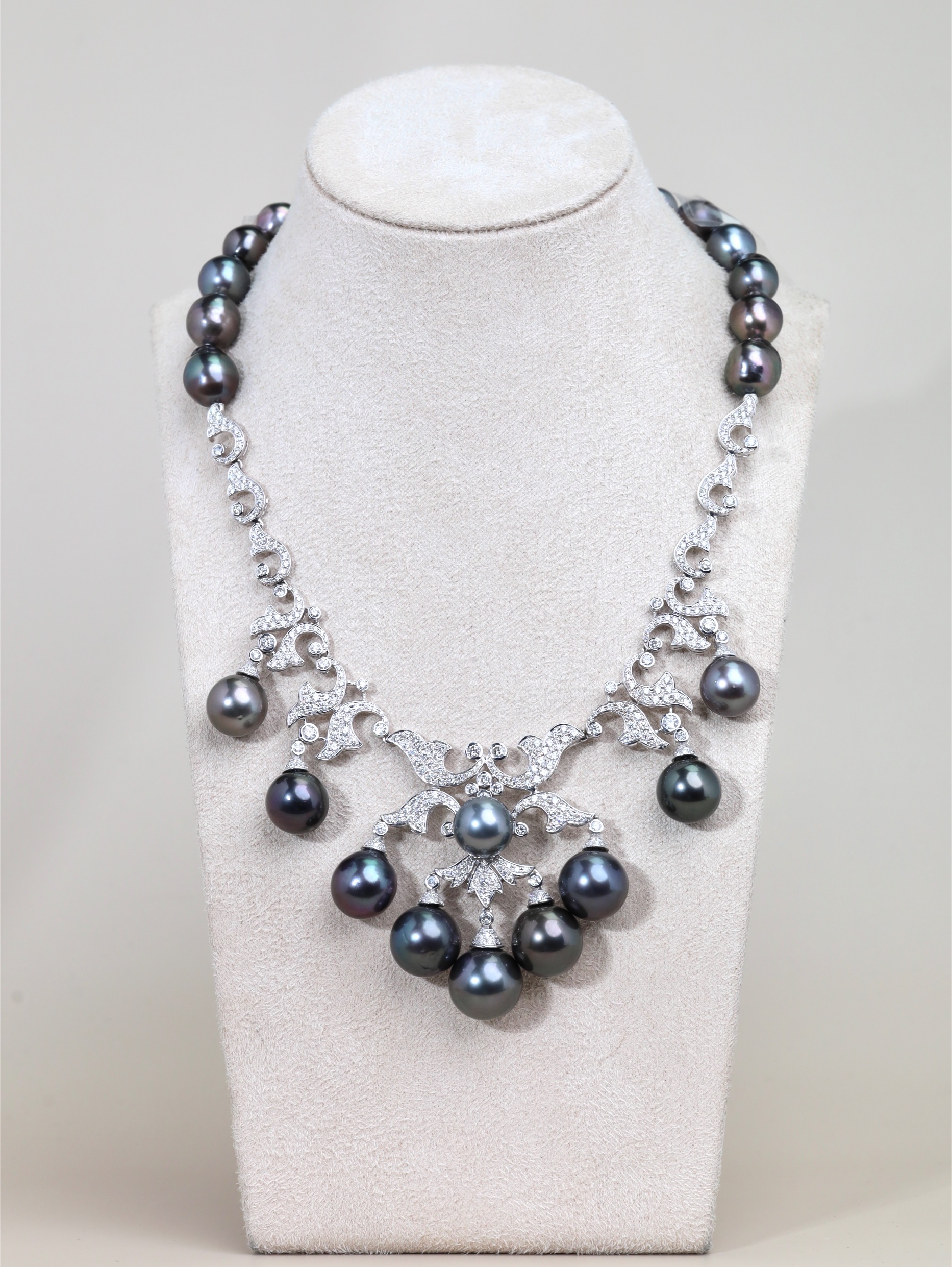 Tahitian Pearl and Diamond Necklace in 18K White Gold - Image 8