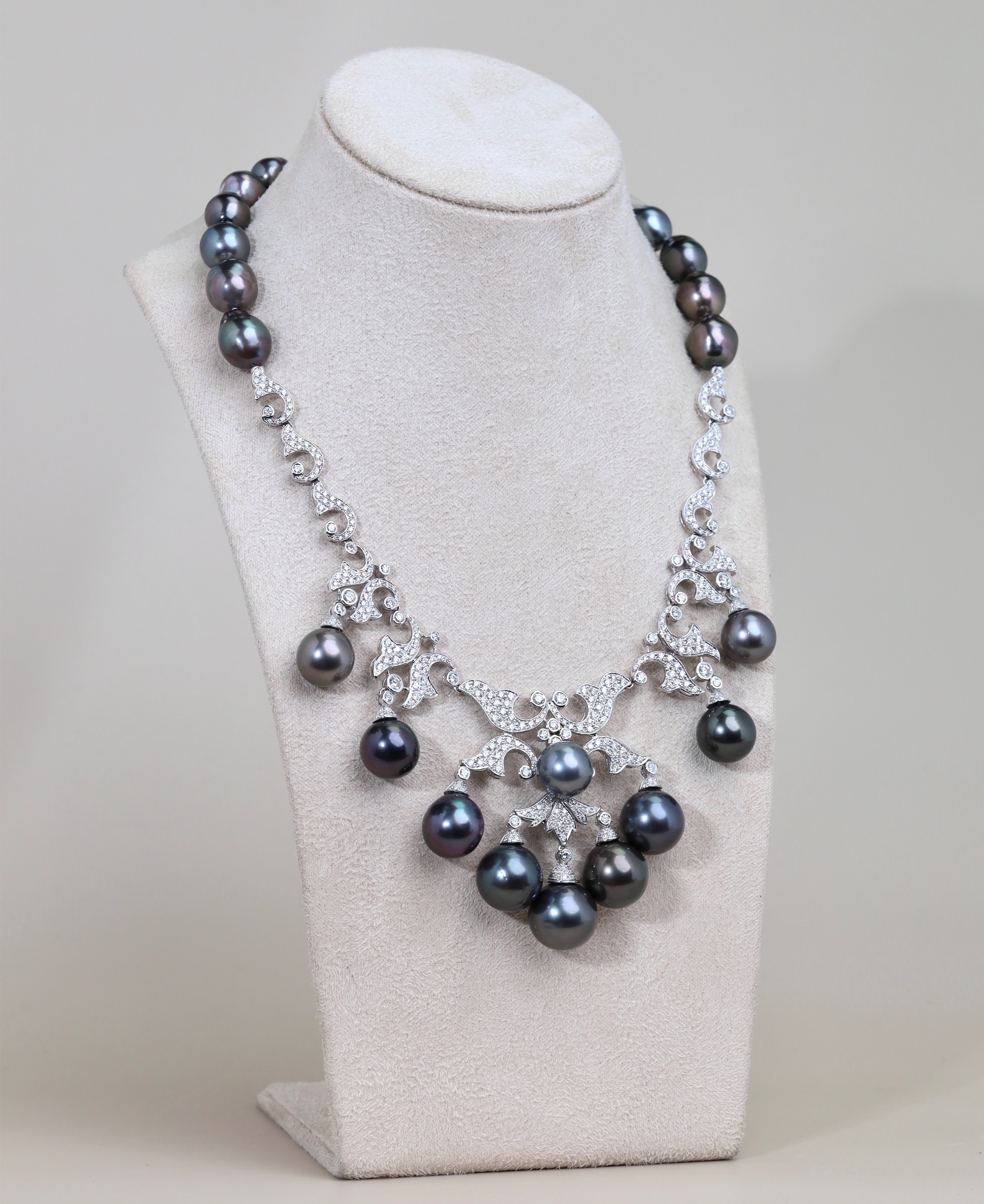 Tahitian Pearl and Diamond Necklace in 18K White Gold - Image 7