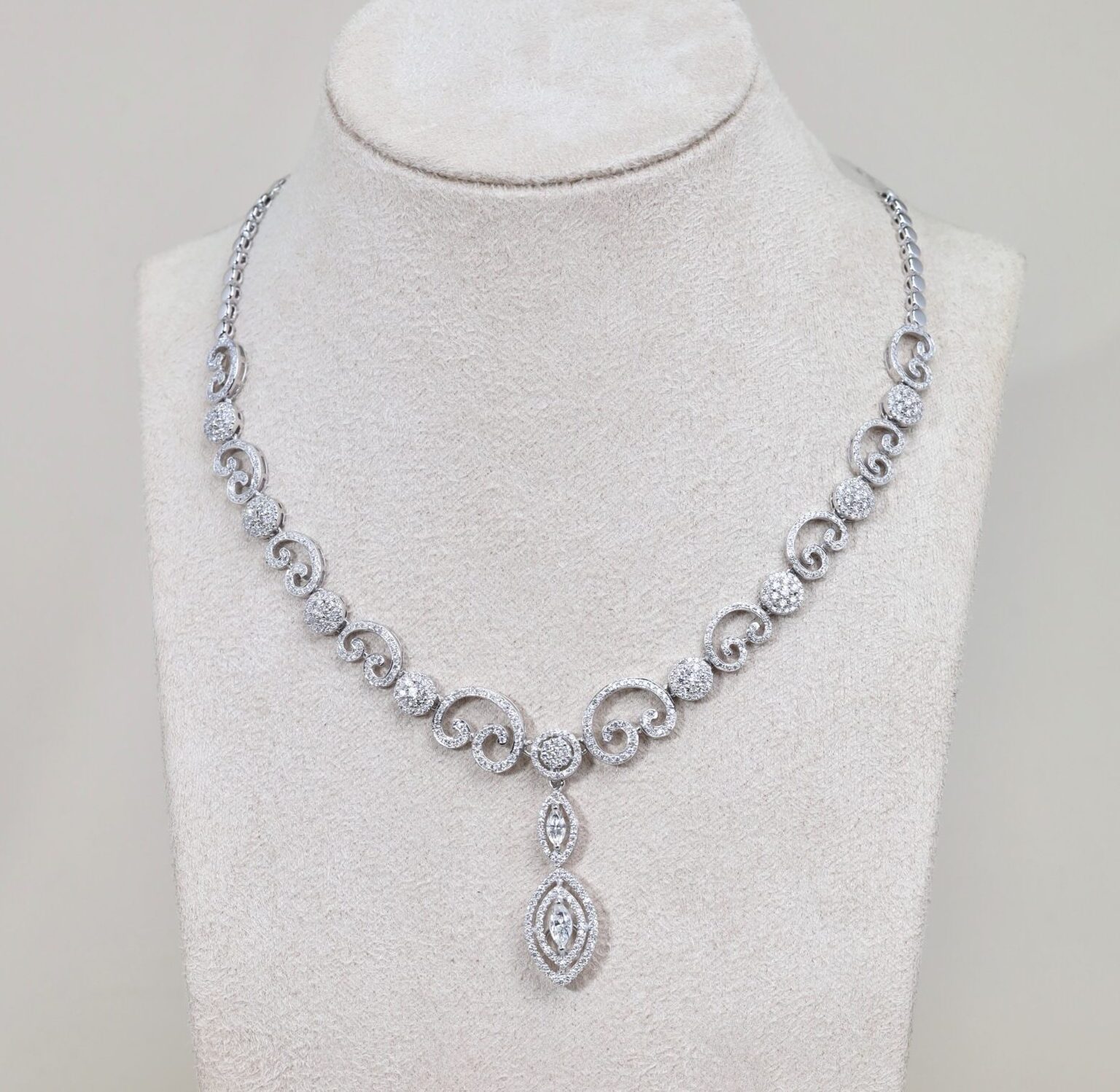 5.75 Carat Diamond Signature Necklace in 18K White Gold
