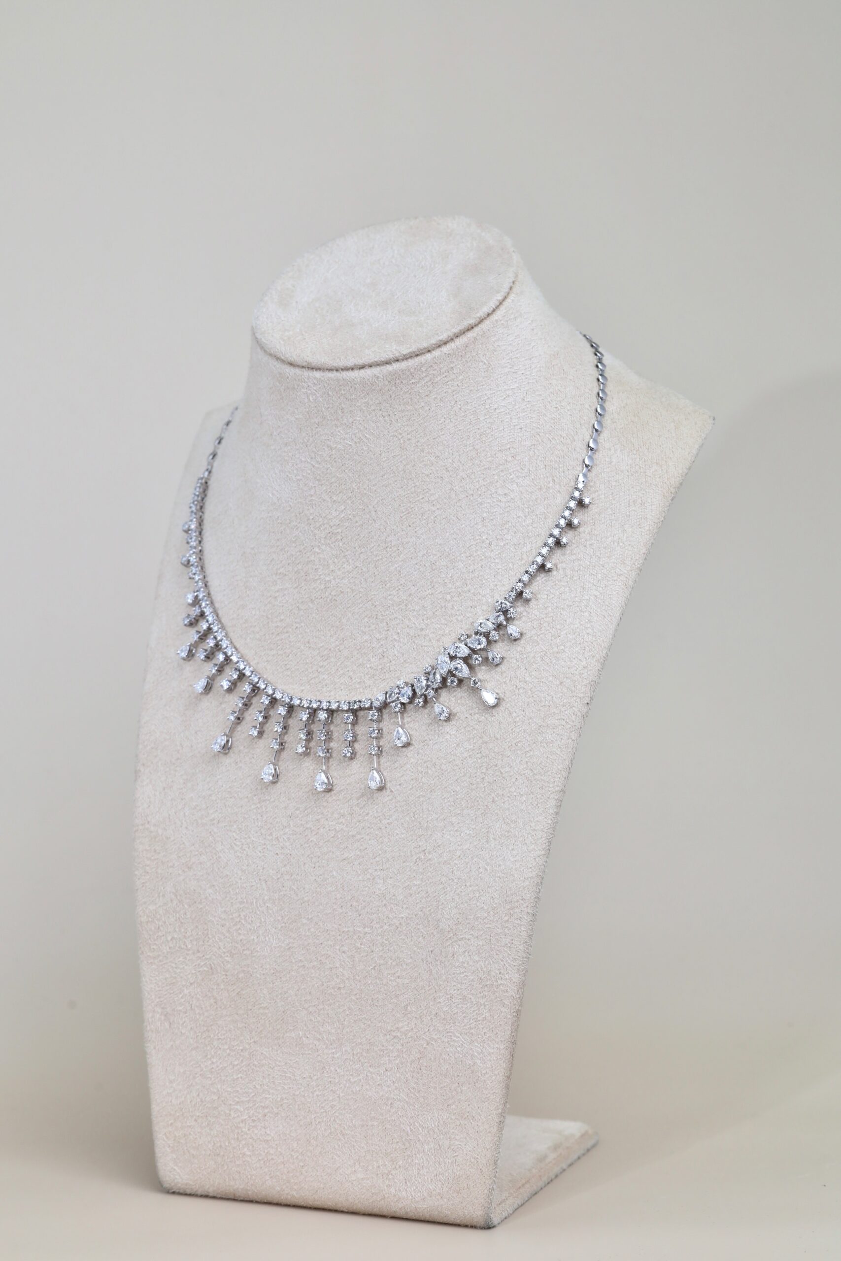 10.57 Carat Fancy Diamond Necklace in 18K White Gold - Image 3