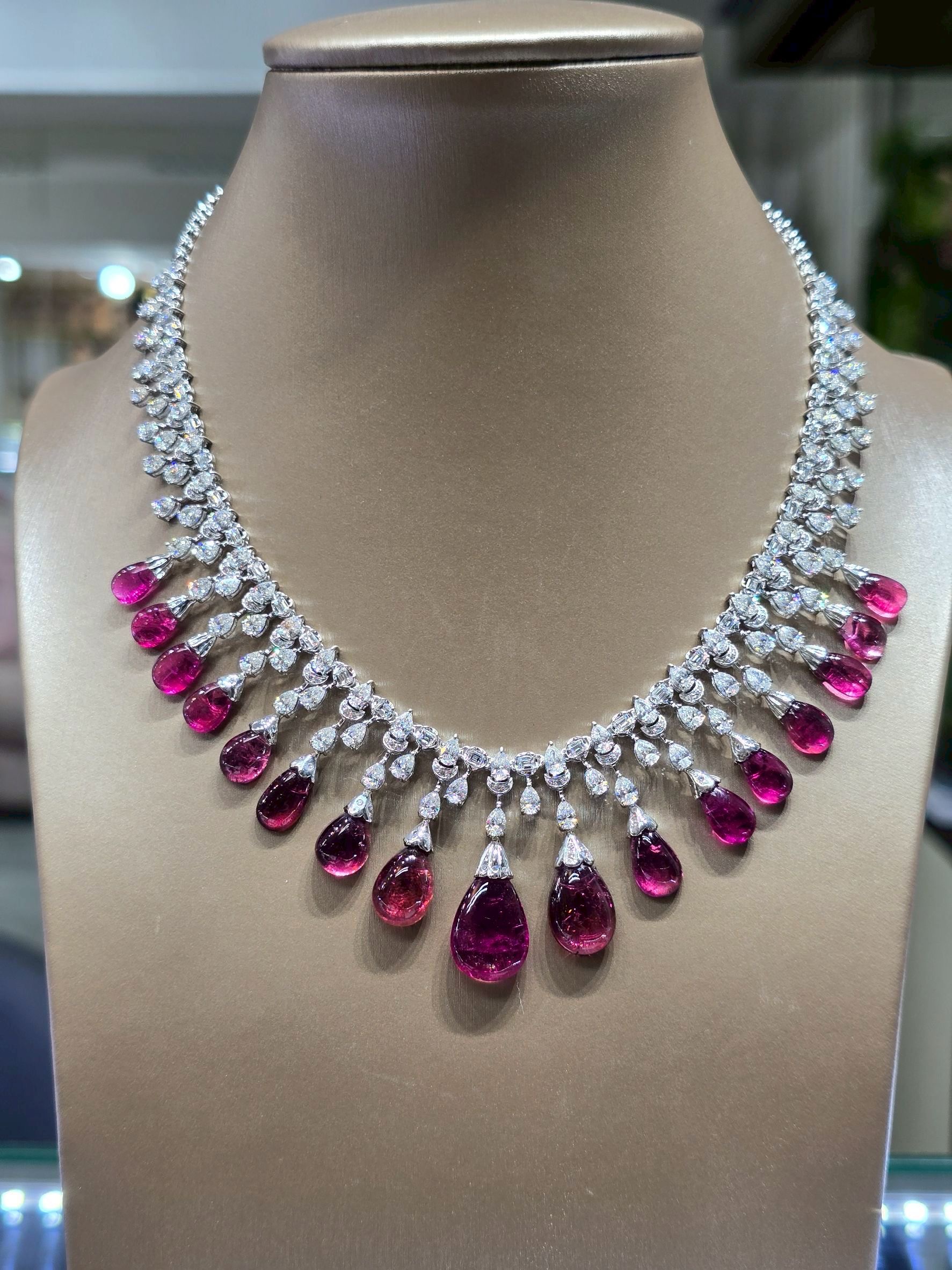 50.25 Carat Natural Rubellite Tourmaline and Diamond Necklace in 18K White Gold - Image 6