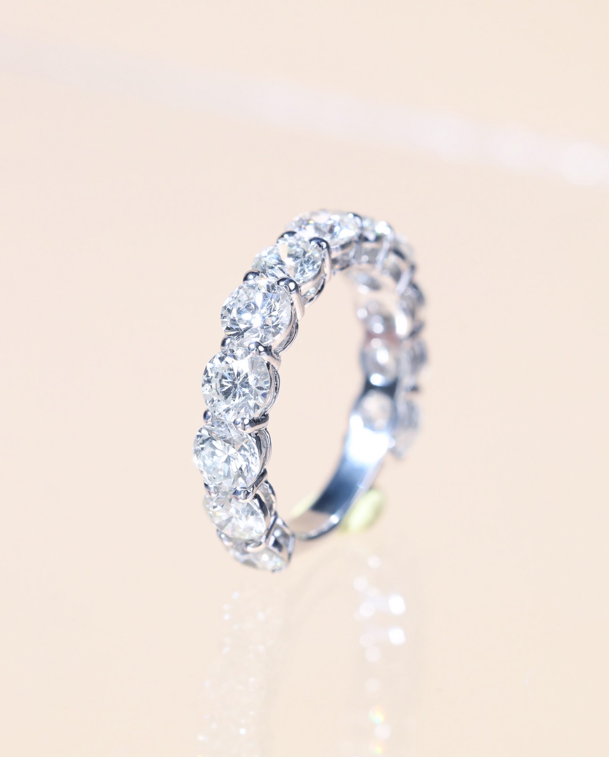 3.00 Carat Round Natural Diamond Ring in 18K White Gold - Image 4