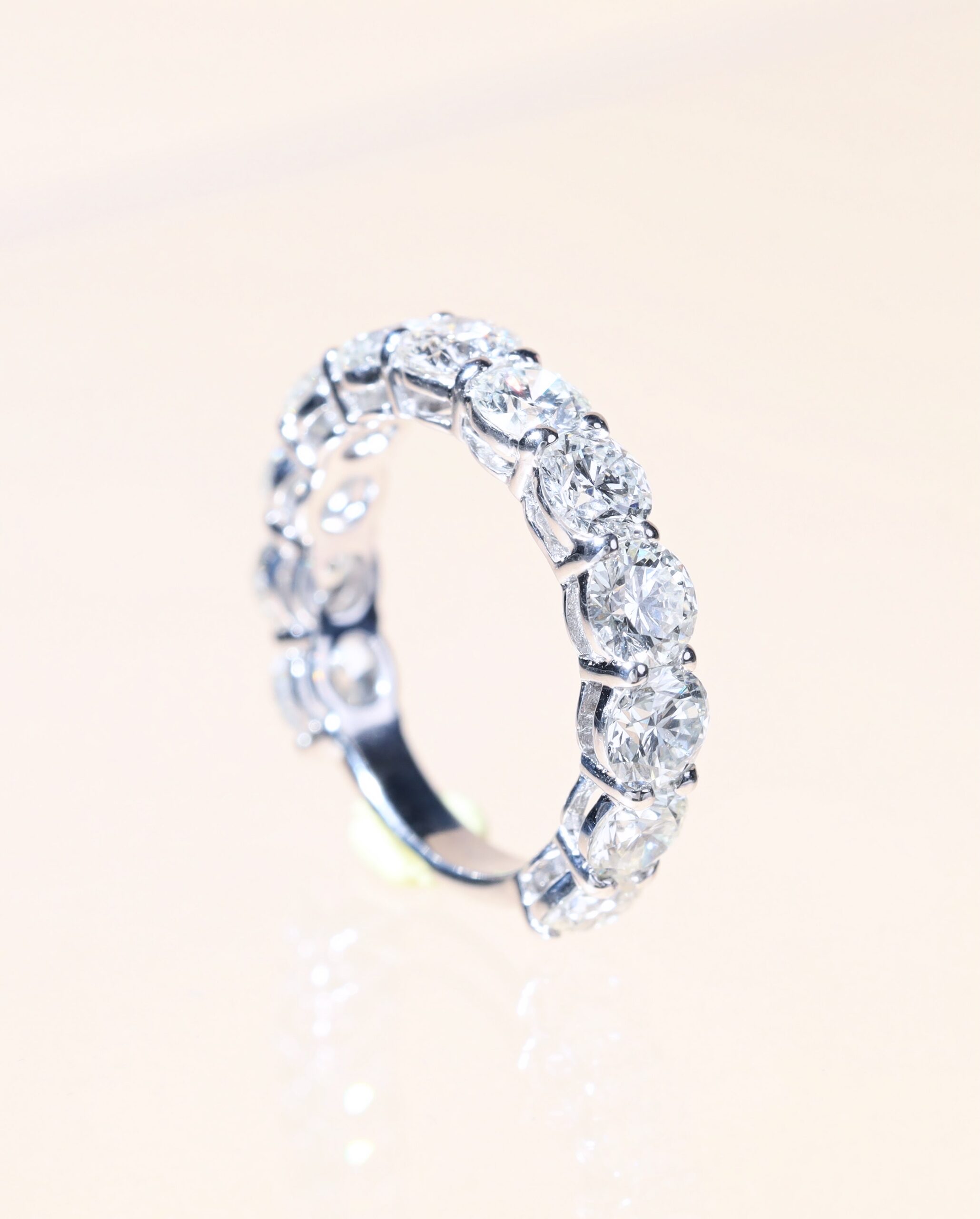 3.00 Carat Round Natural Diamond Ring in 18K White Gold - Image 5
