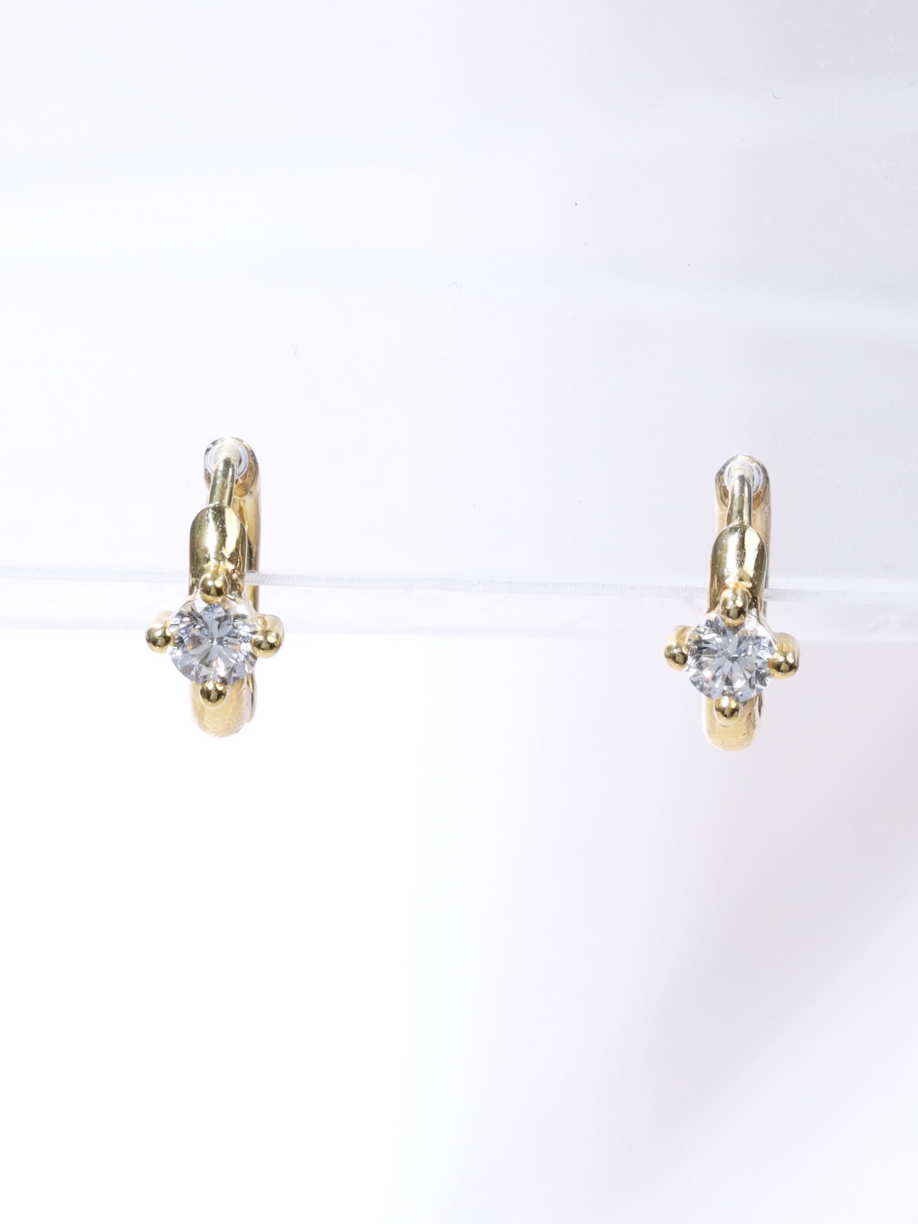 Everyday Chic 0.40 Carat Diamond Huggie Hoop Earrings in 18K Yellow Gold - Image 10