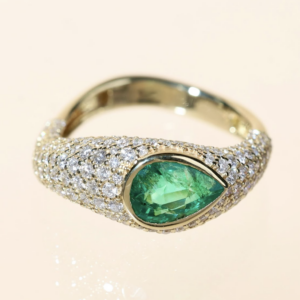 1.31 Carat Zambian Natural Emerald and Diamond Ring in 18K Yellow Gold